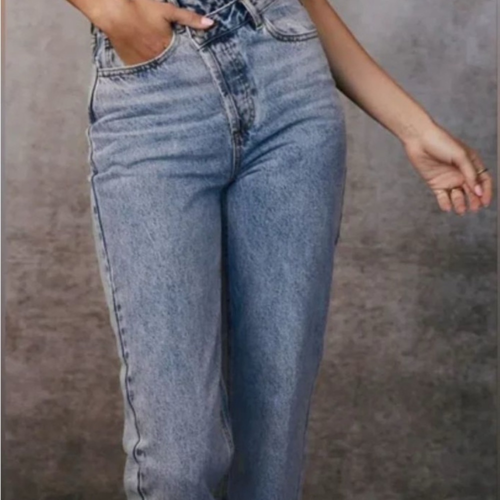 NWT 12th Tribe Dylan Asymmetrical Crossover Front Jean, Size 31 (W2)